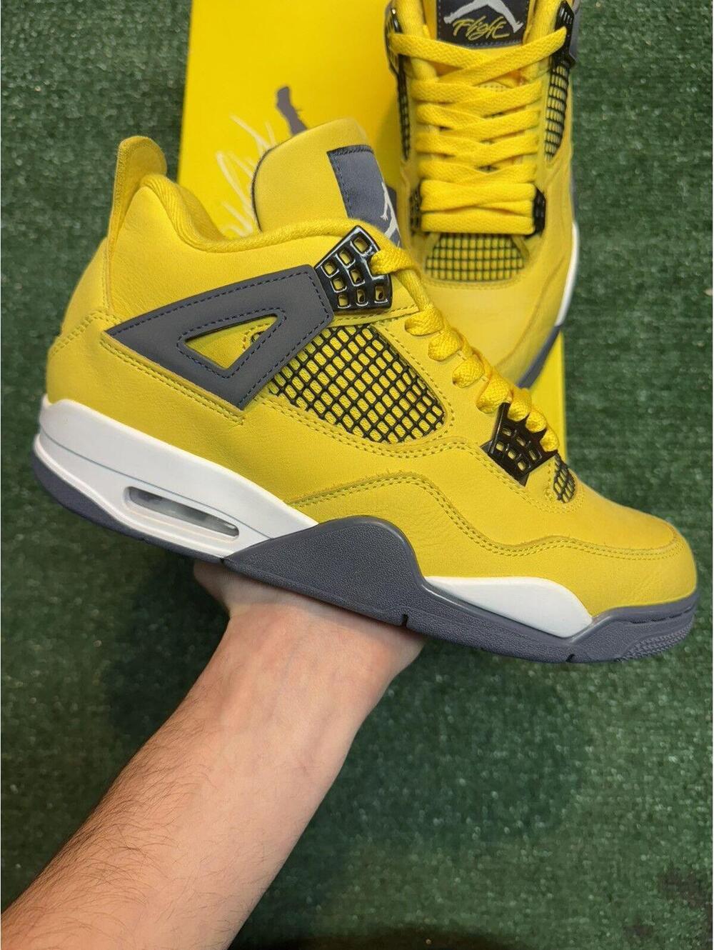 Jordan Retro 4 Lightning Size 9